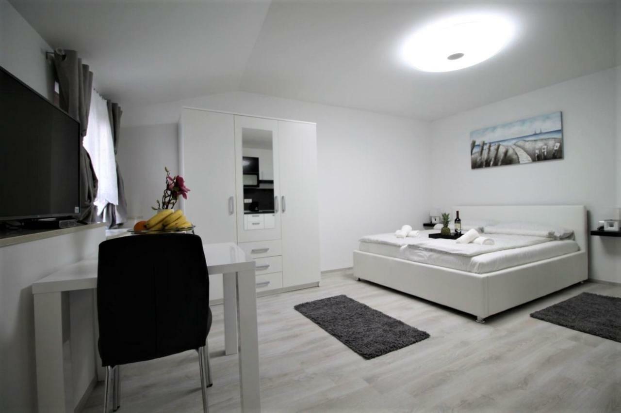 Arbel Apartments Poreč Extérieur photo
