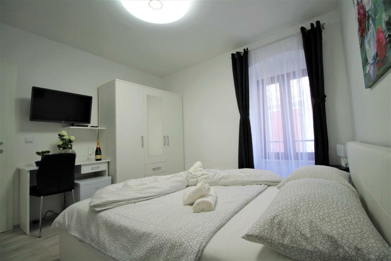 Arbel Apartments Poreč Extérieur photo